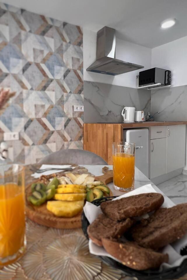 Urban Estudio Elegante Con Terraza Alicante Eksteriør bilde