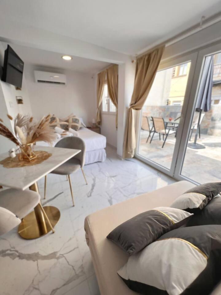 Urban Estudio Elegante Con Terraza Alicante Eksteriør bilde